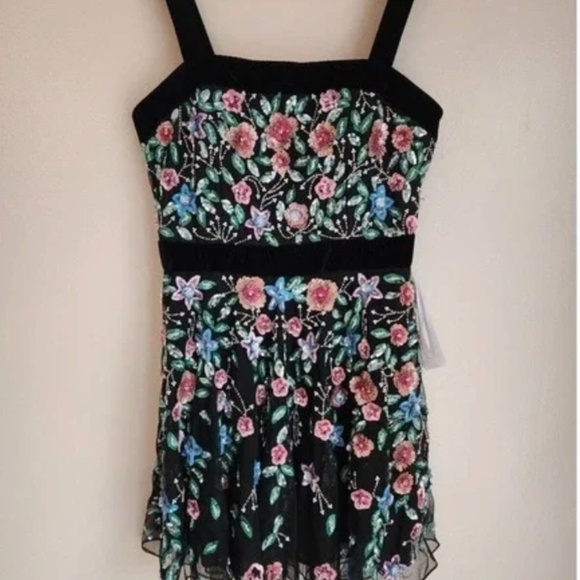 Mac Duggal Beaded Black Floral Mini Dress - Picture 5 of 15